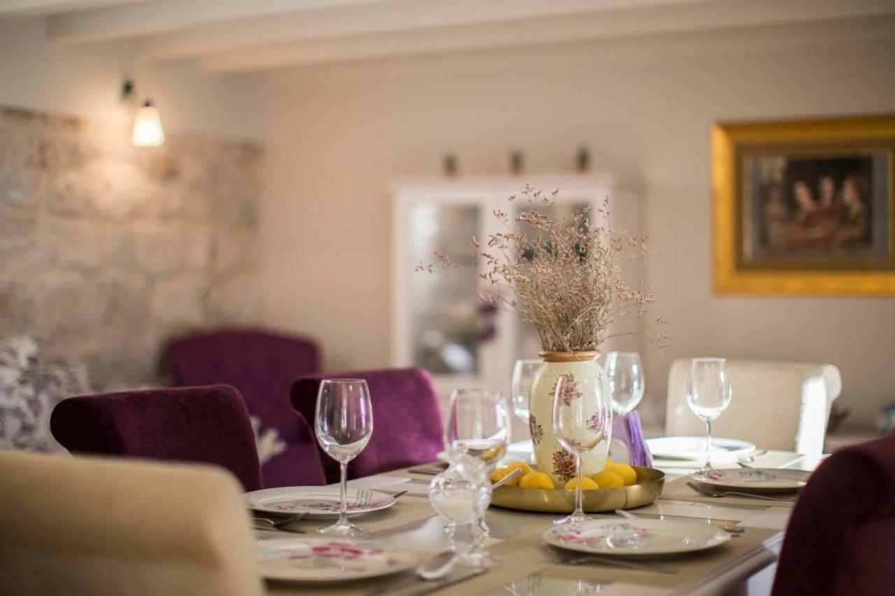 Villa Martina Komiza Bagian luar foto